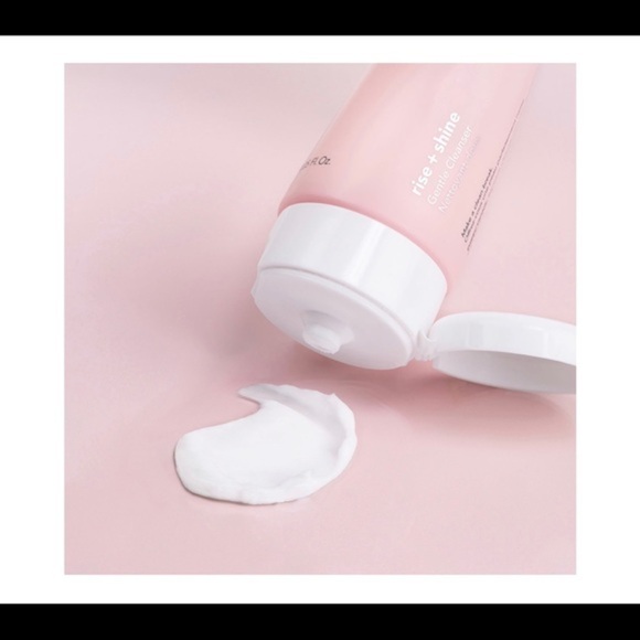 Saturday Skin Other - 🎀2/20🎀 15 ML Saturday Skin Rise + Shine Face Cleanser Mini